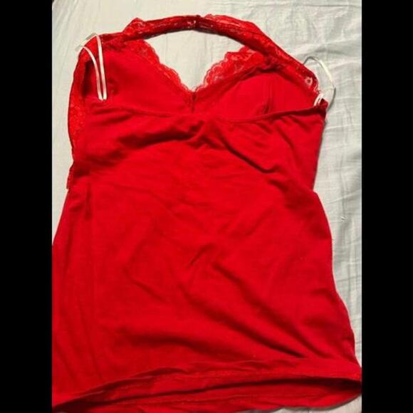 Stun in Style: Gorgeous Red Lace Halter Top for a Night Out! - Picture 2 of 3
